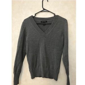 Banana Republic Merino Vee sweater